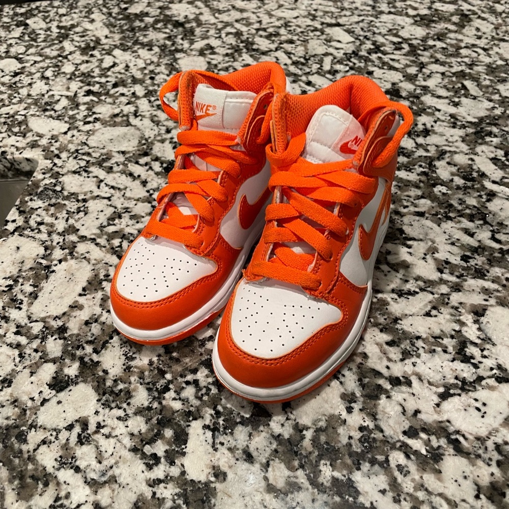 Kids nike dunk high size 11c